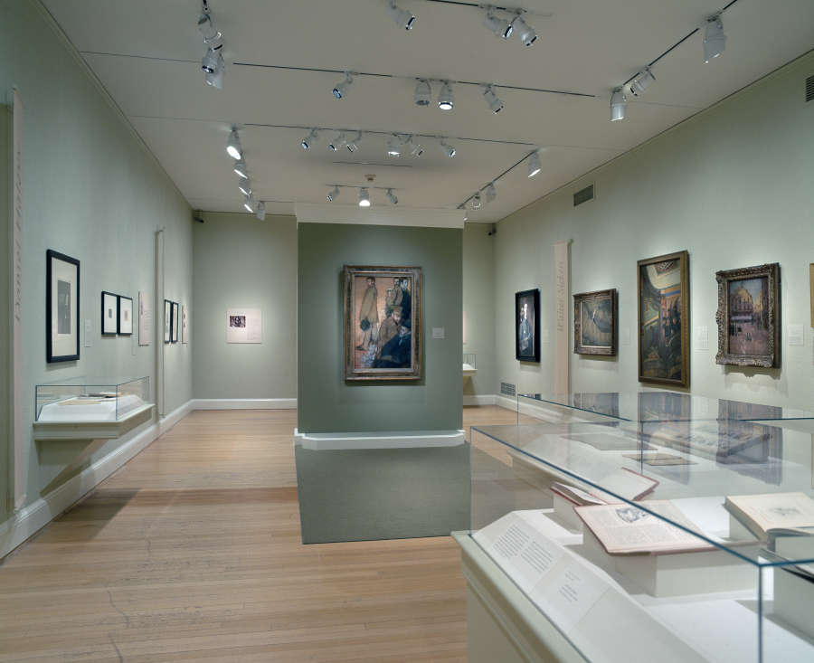 view exhibition image