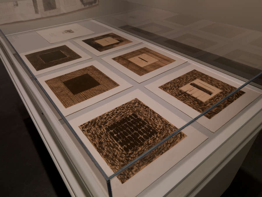 view exhibition image