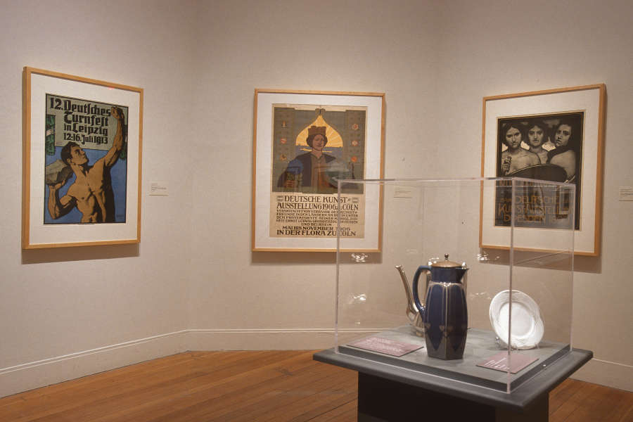 view exhibition image