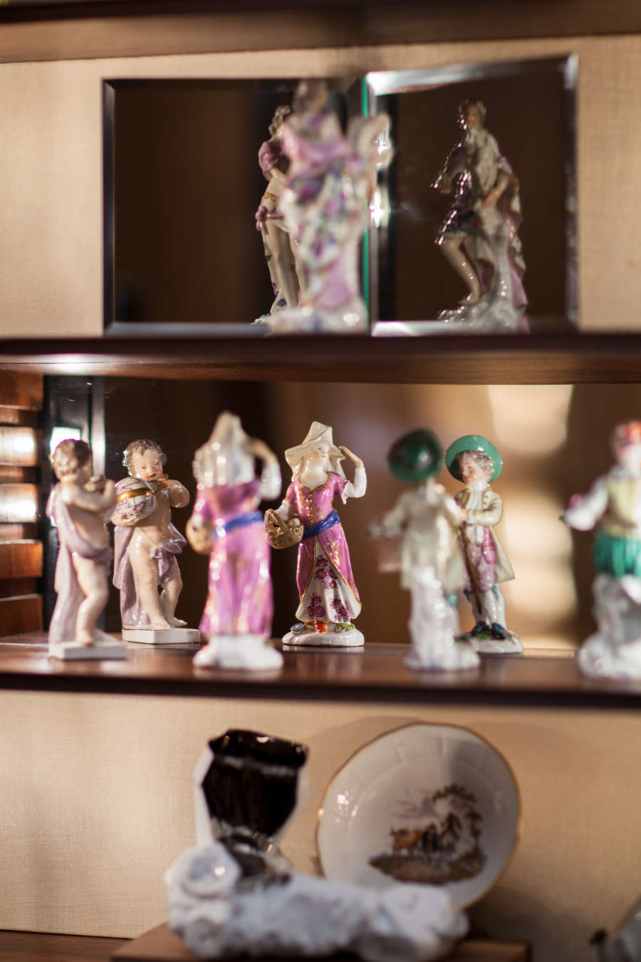 view exhibition image