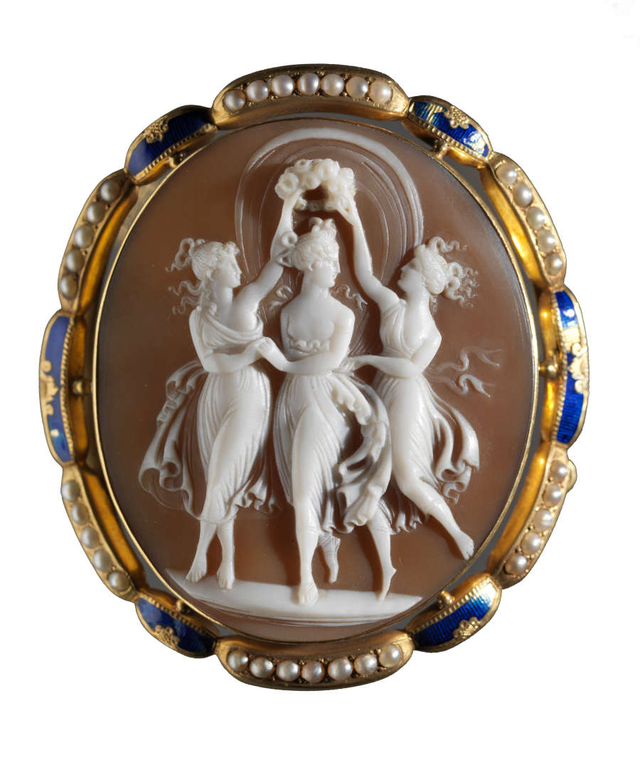 Dancing Girls Cameo Brooch