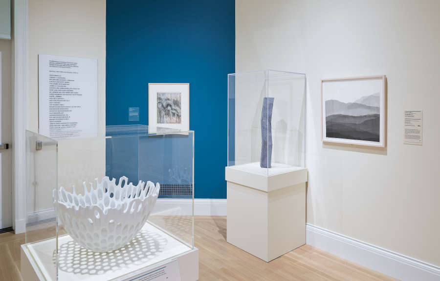 view exhibition image