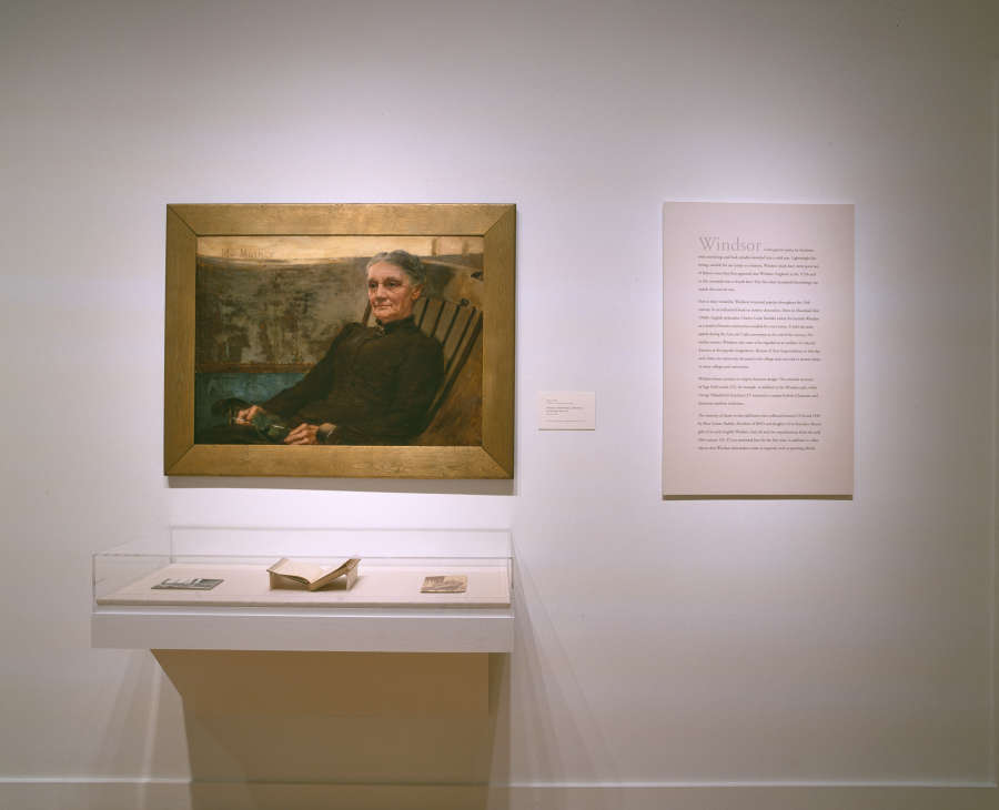 view exhibition image