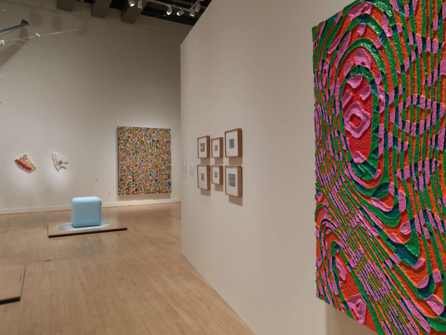 view exhibition image