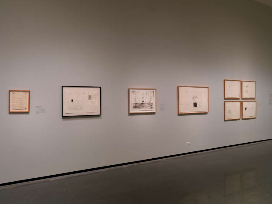 view exhibition image