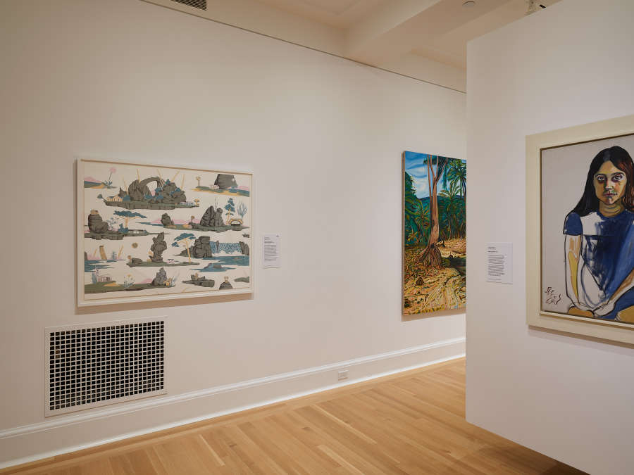 view exhibition image