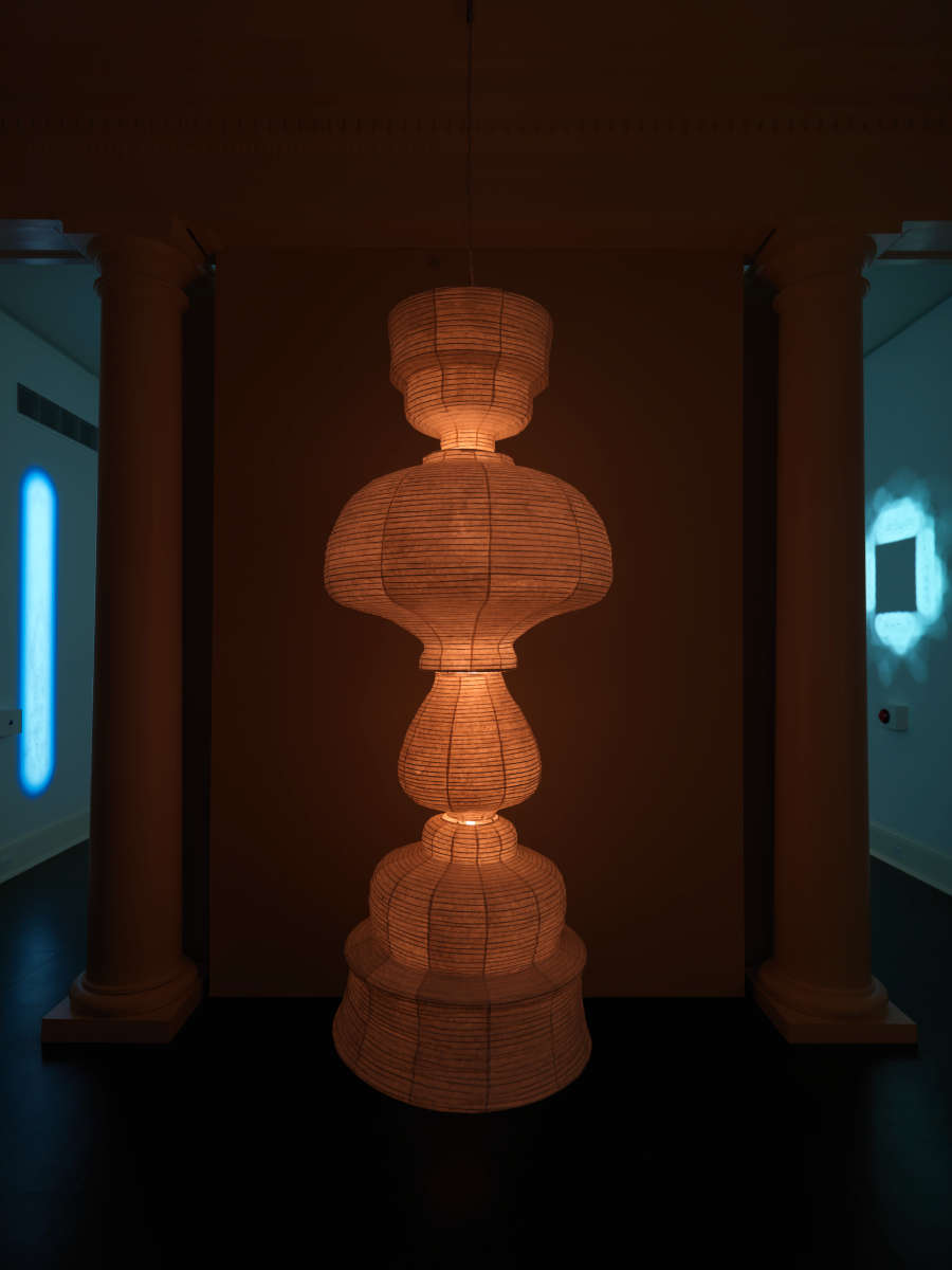 view exhibition image