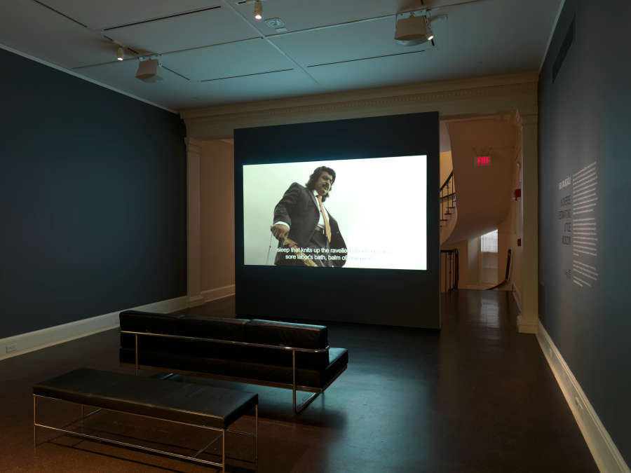 view exhibition image