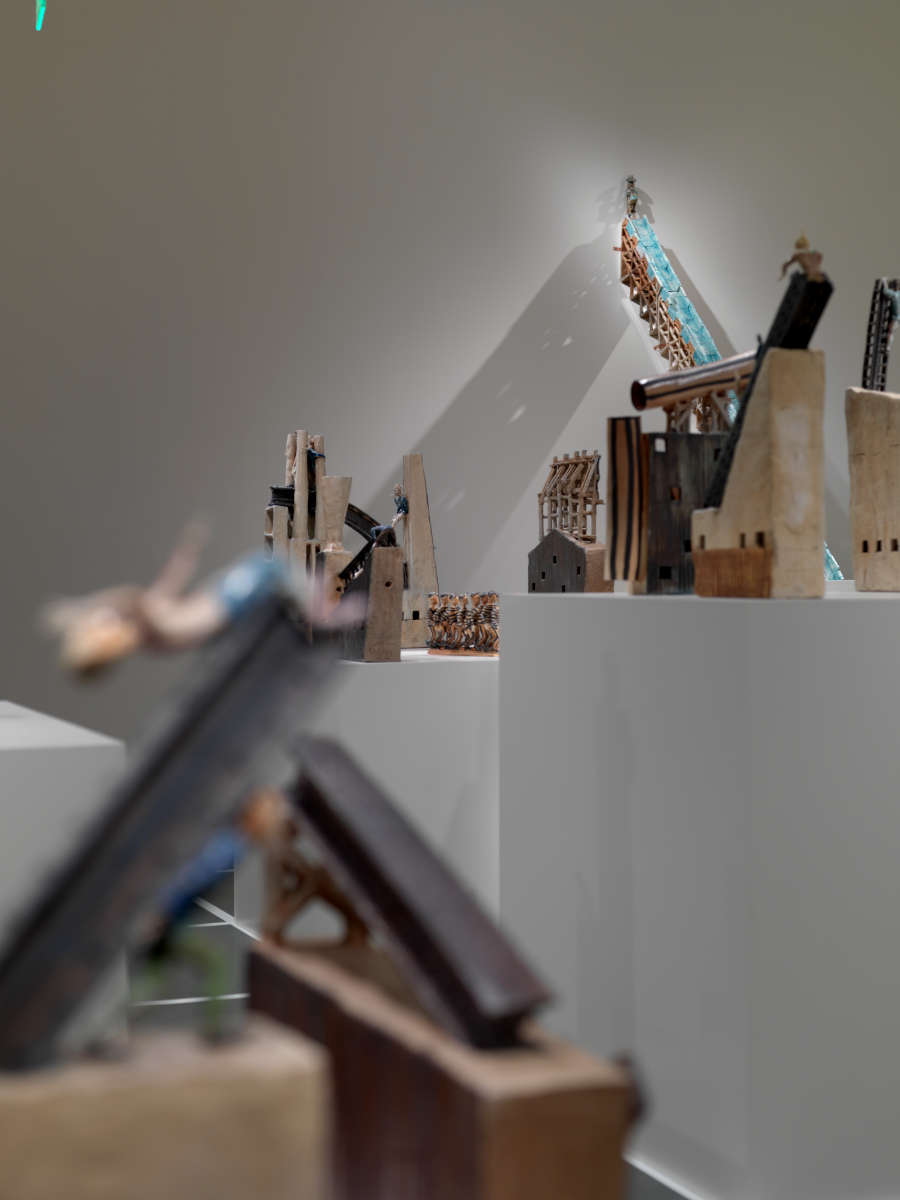 view exhibition image