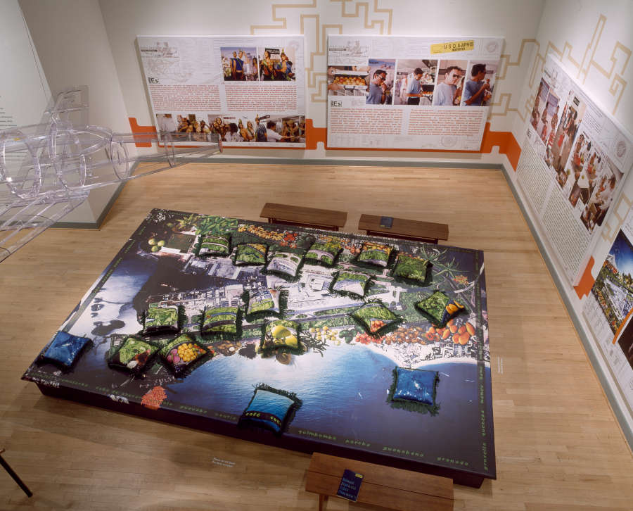 view exhibition image