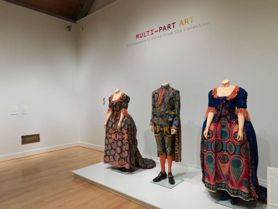 view exhibition image