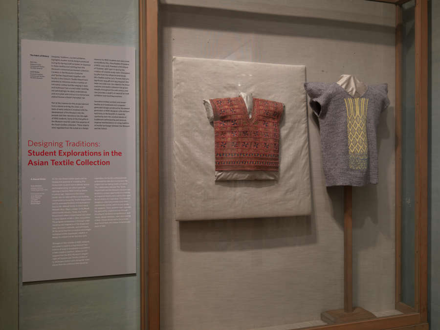 view exhibition image