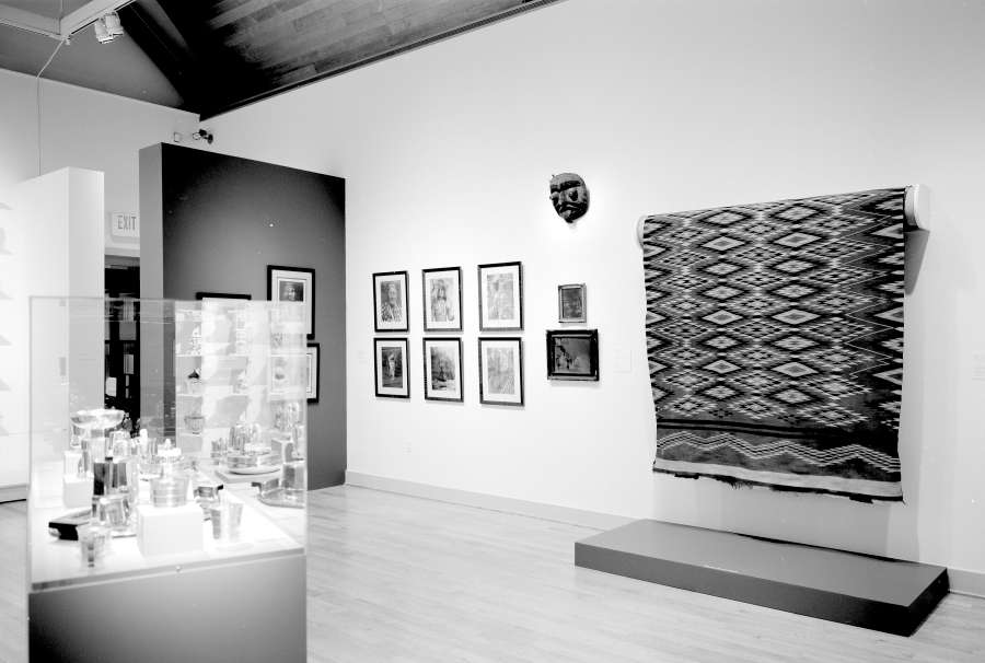 view exhibition image