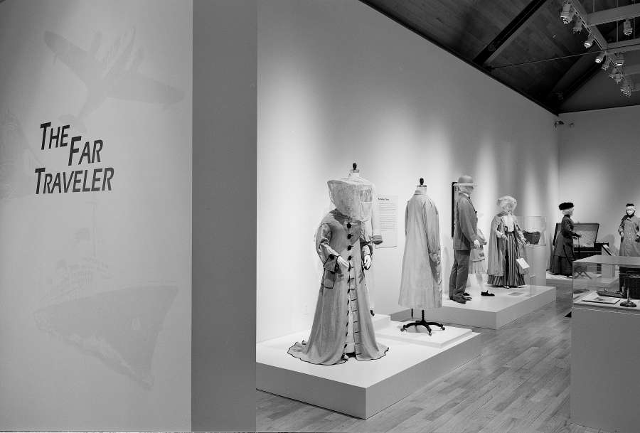 view exhibition image