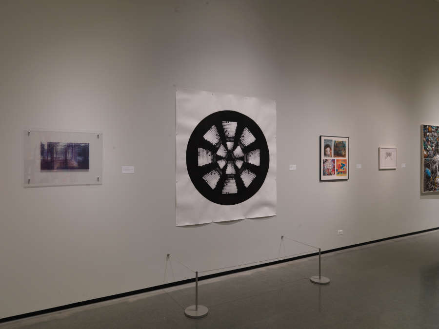 view exhibition image