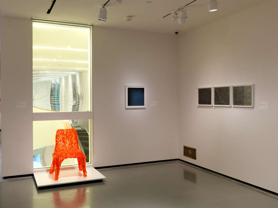 view exhibition image