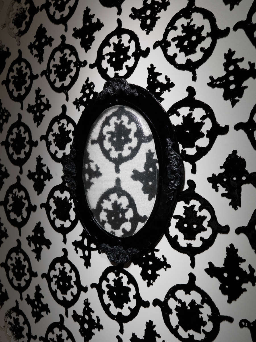 view exhibition image