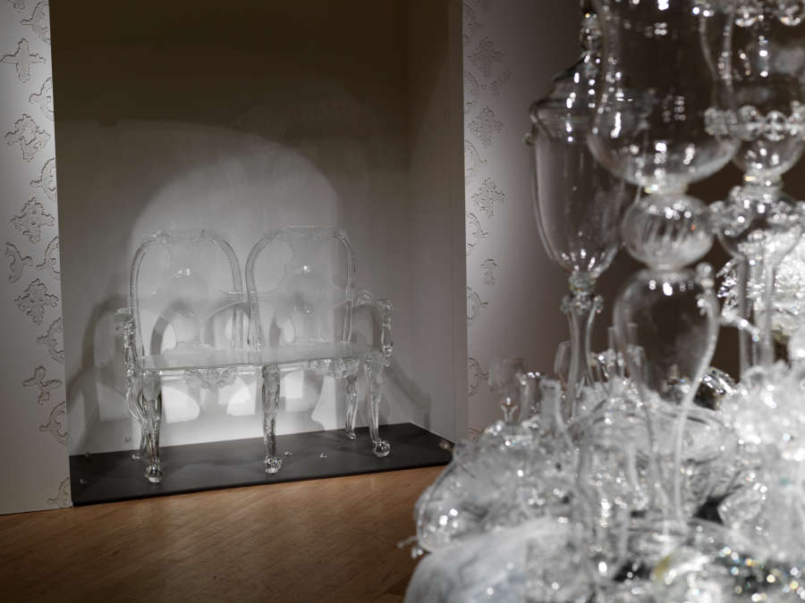 view exhibition image