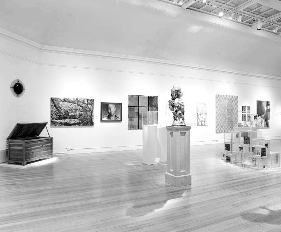 view exhibition image