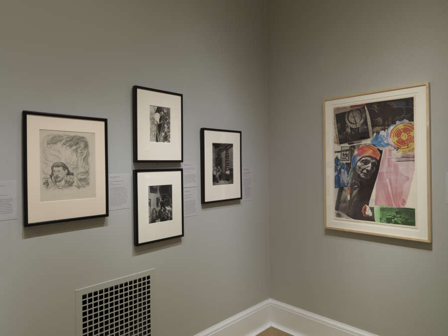 view exhibition image