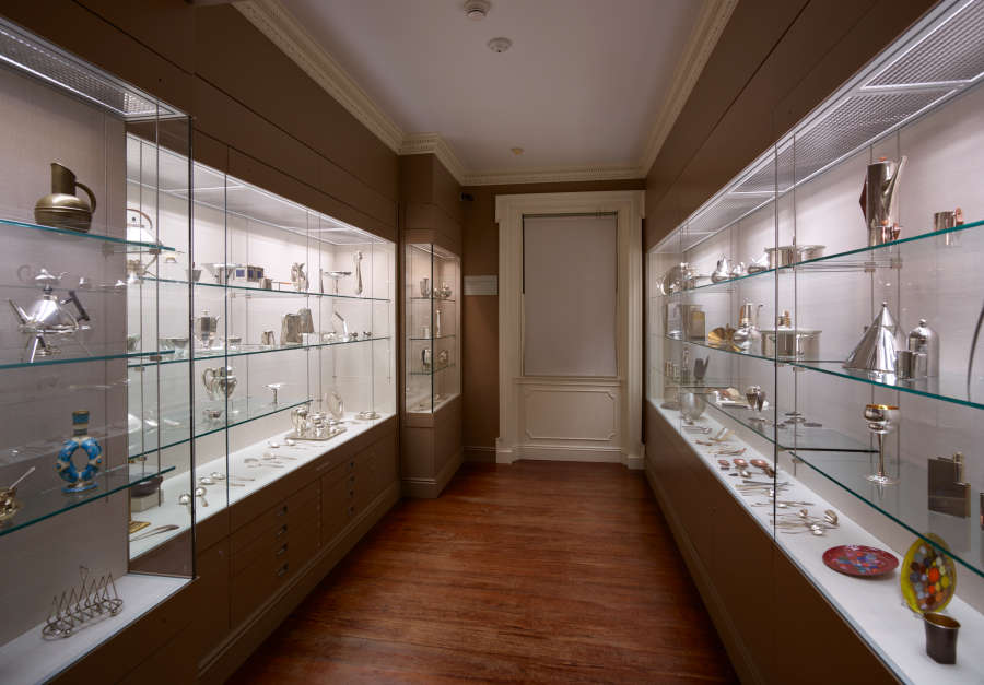 view exhibition image