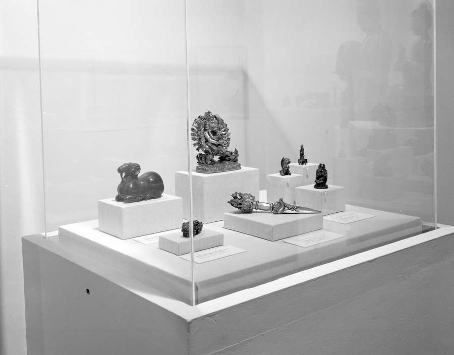 view exhibition image