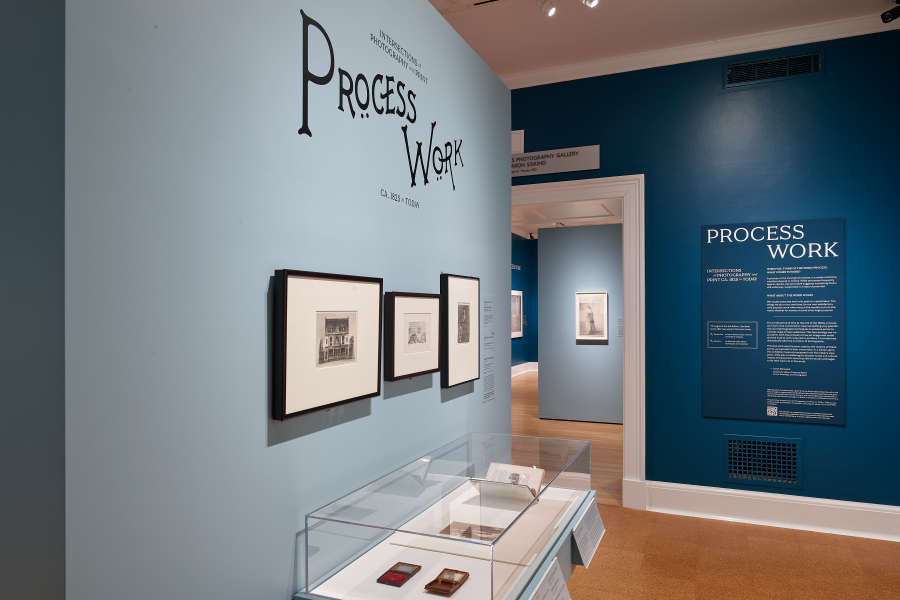 view exhibition image