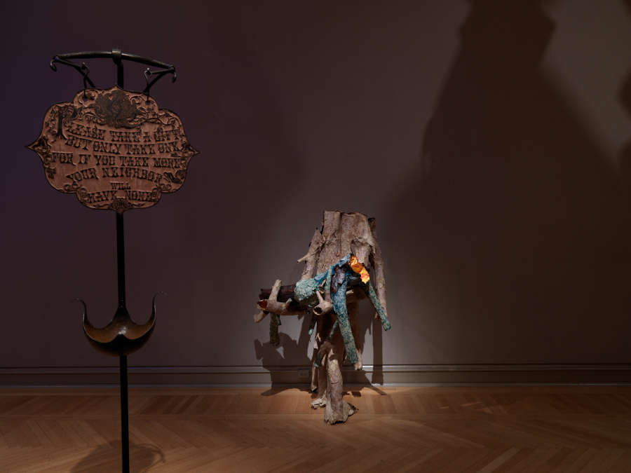 view exhibition image