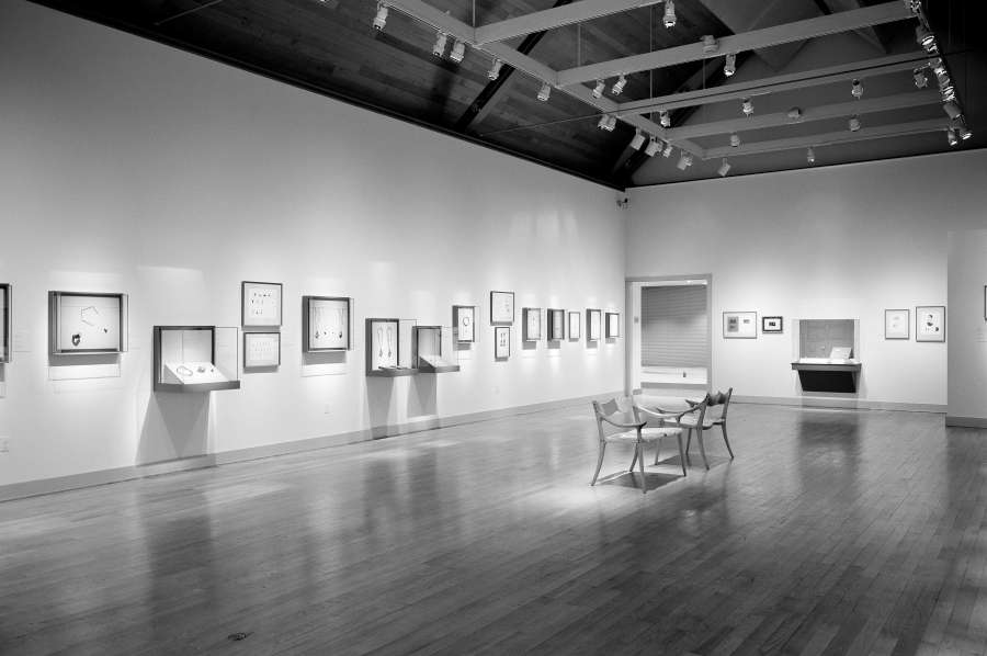 view exhibition image