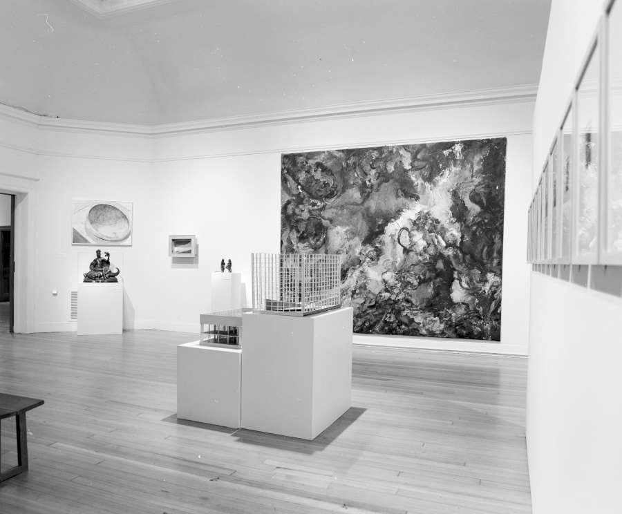 view exhibition image