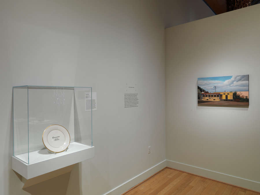 view exhibition image