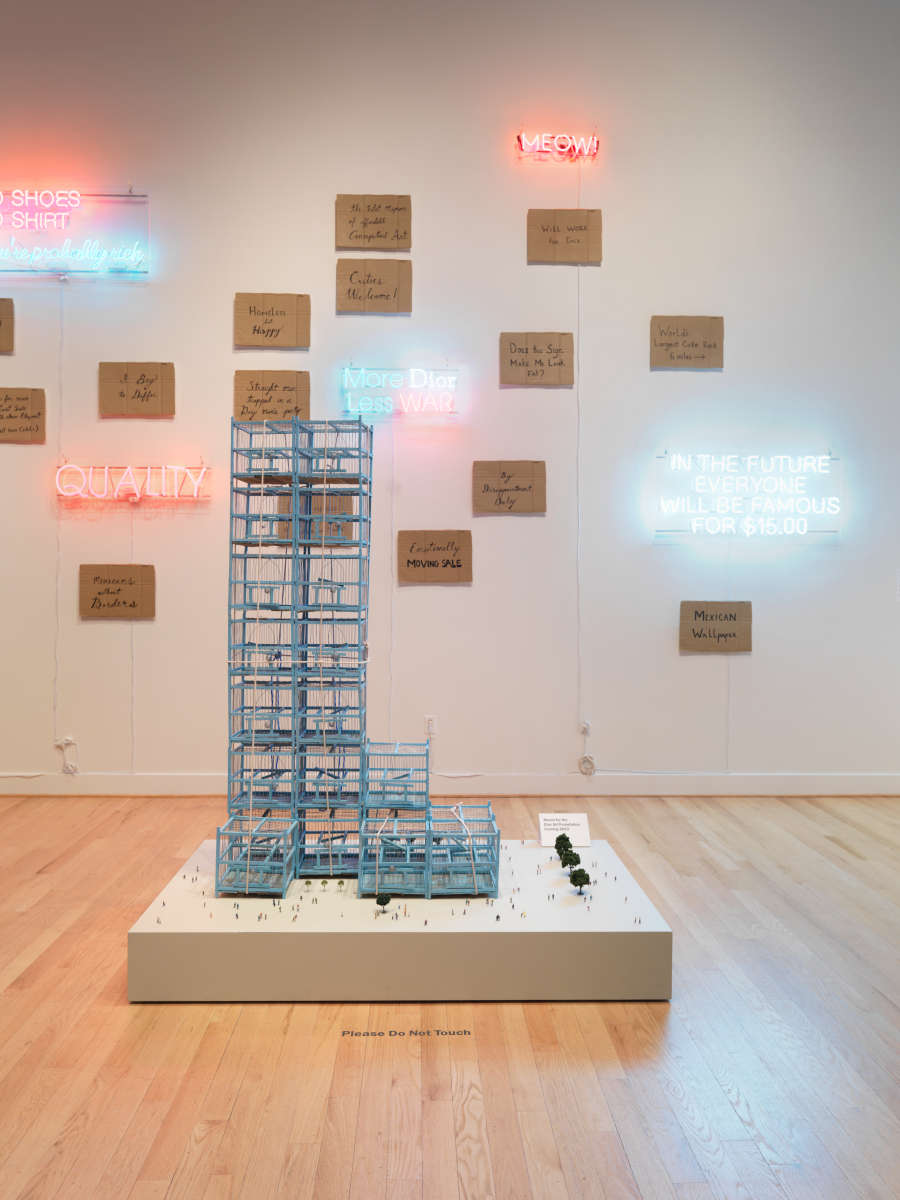 view exhibition image