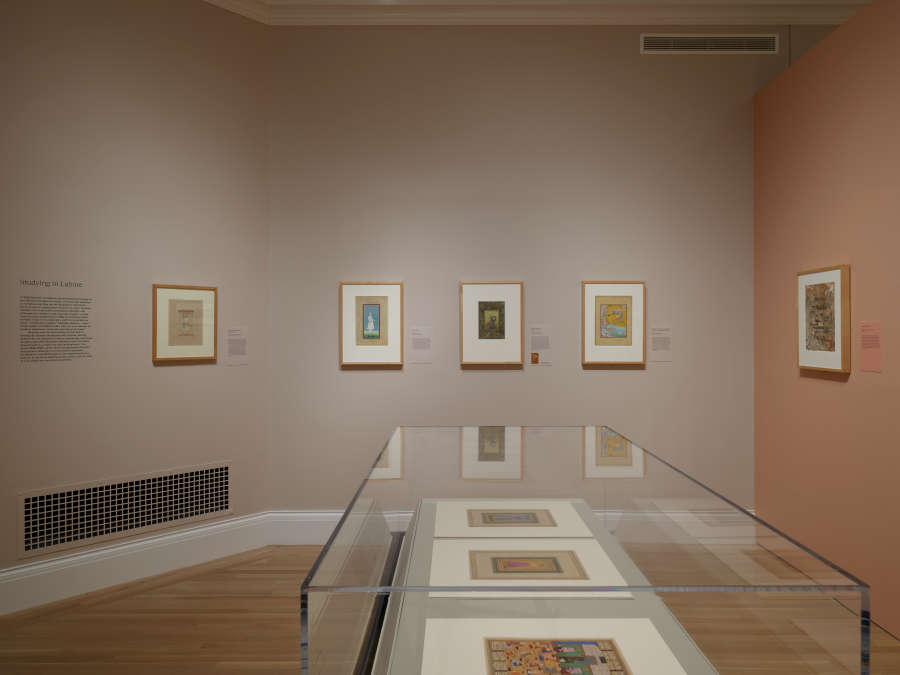 view exhibition image