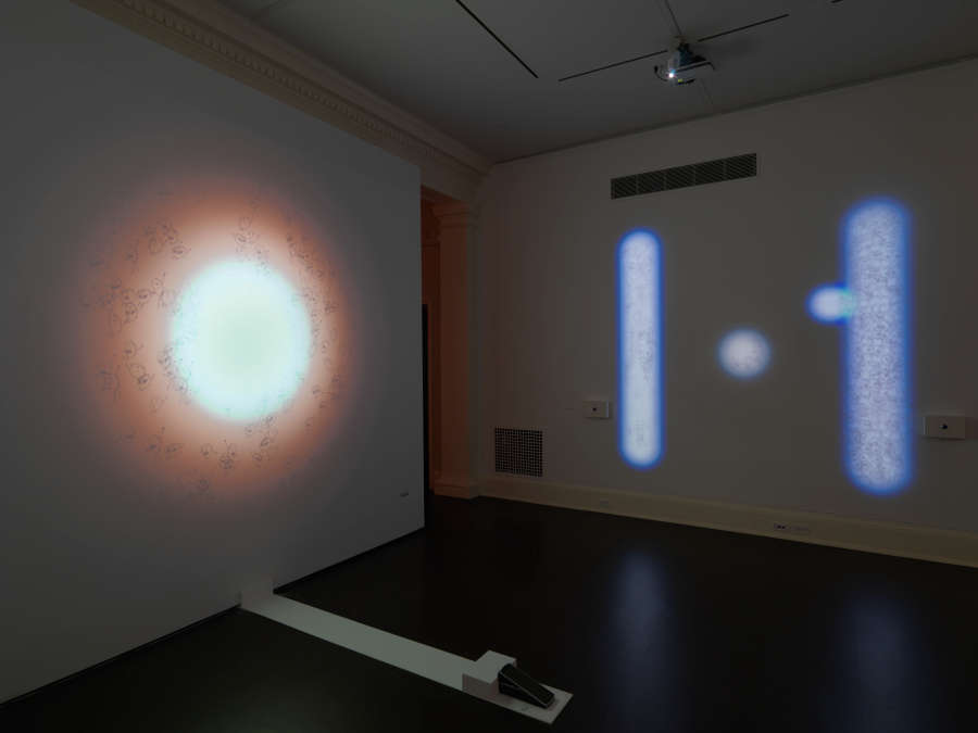 view exhibition image