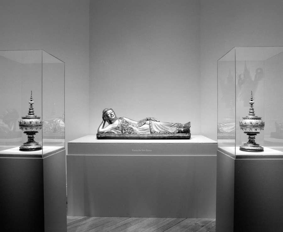 view exhibition image
