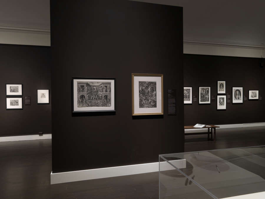 view exhibition image