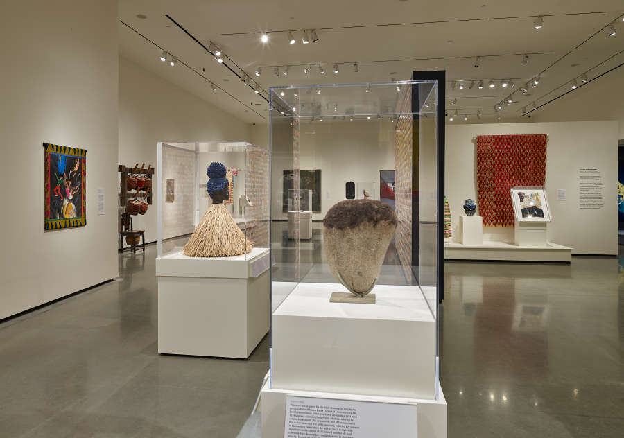 view exhibition image