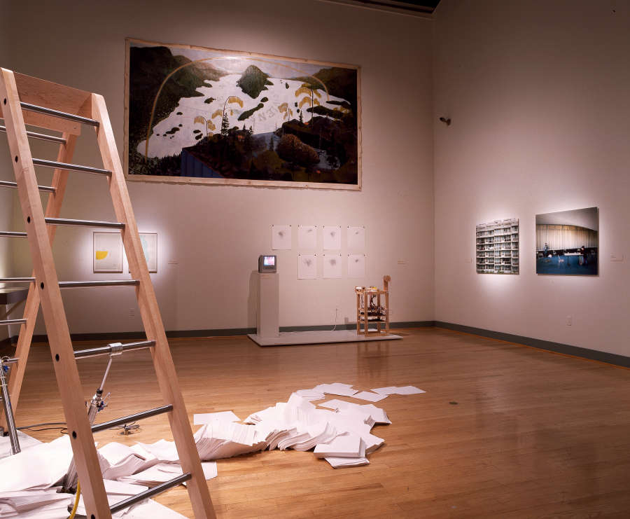 view exhibition image