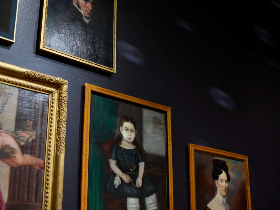 view exhibition image