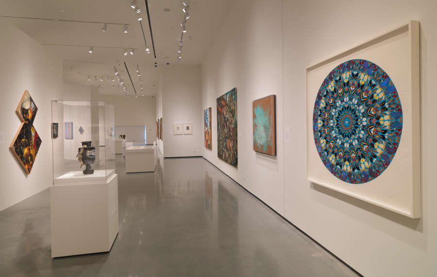 view exhibition image