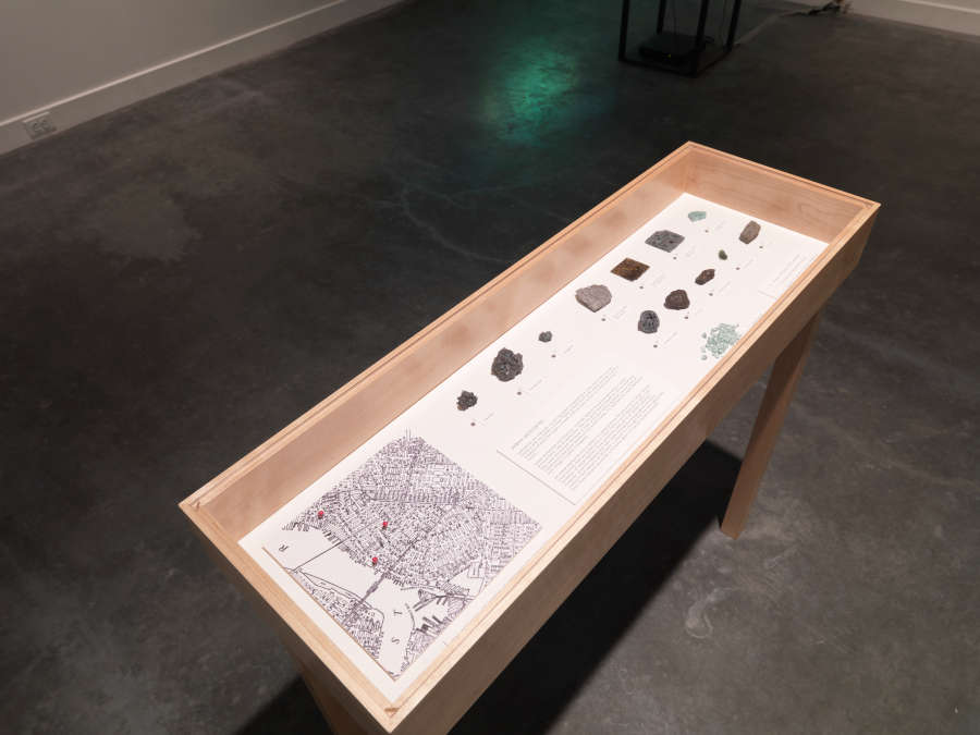 view exhibition image