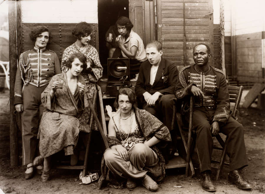 Circus Artists, Düren (Zirkusartisten) | RISD Museum