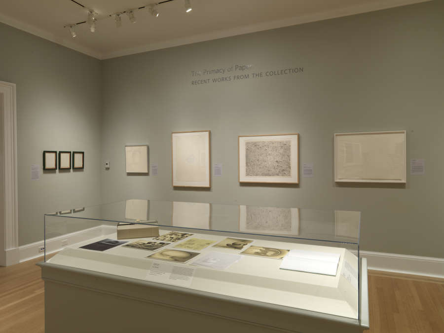 view exhibition image