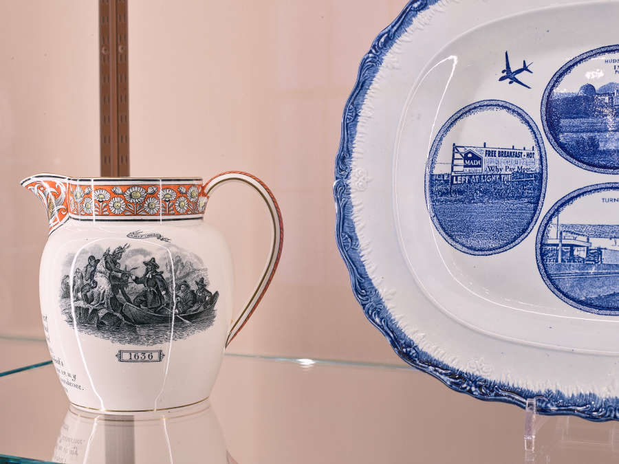 view exhibition image