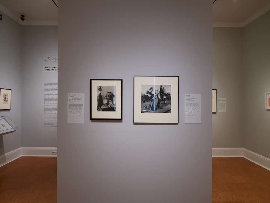 view exhibition image