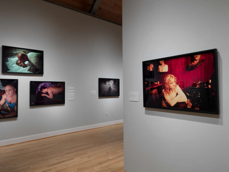 view exhibition image