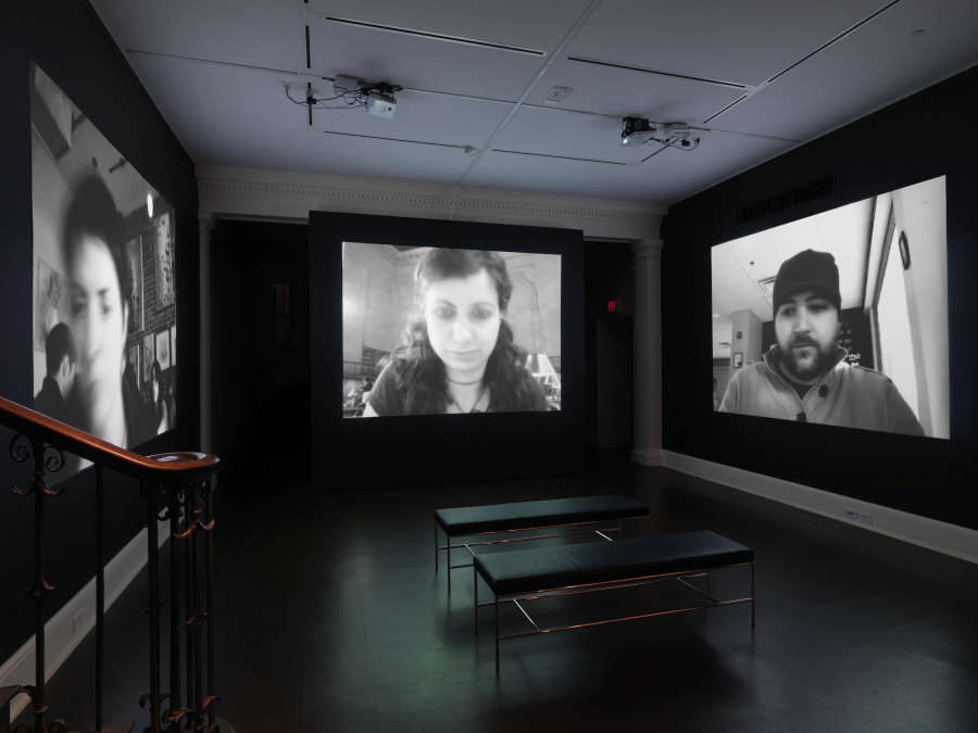 view exhibition image