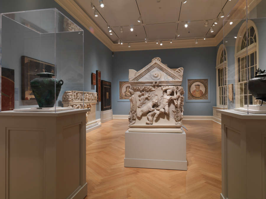 view exhibition image