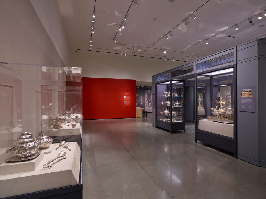 view exhibition image