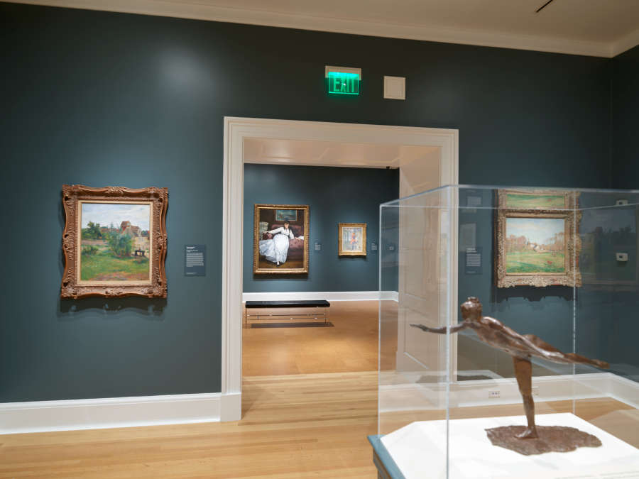 view exhibition image